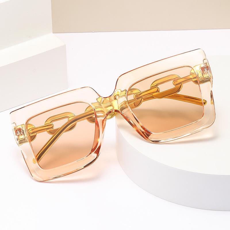 205 New Square Sunglasses 2024 Personalized Chain Large-Frame Glasses, High-End Street Photography Trendy Sunglasses