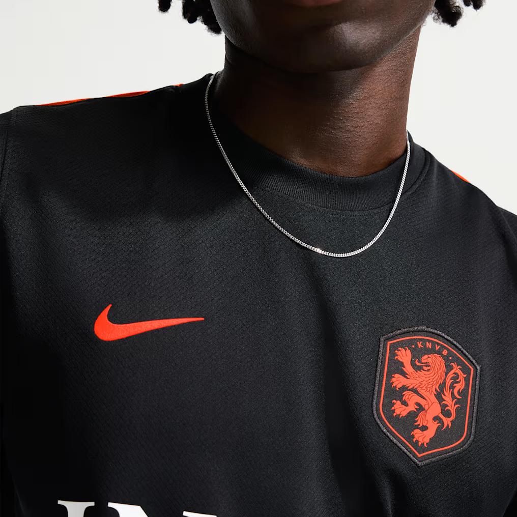 Nike Dri-Fit Moisture-Wicking Quick-Dry Slim-Fit Soccer Shirt Men Tops IB4977-010