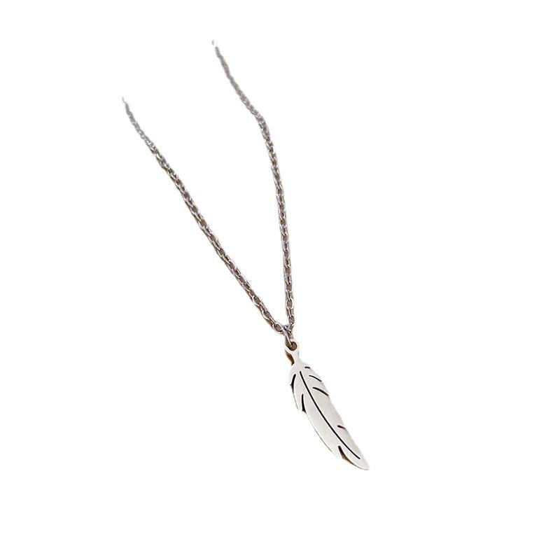 One Leaf Rich Personality Minimalist Furnace Real Gold Necklace Female Collarbone Chain With