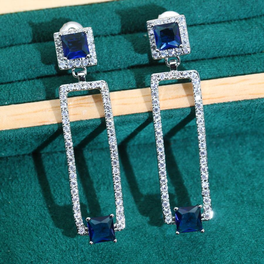 Smycken Europeiska och N Lätt Lyx Zirkon Inlagda Halsband Örhängen Ring Dam Smyckesset