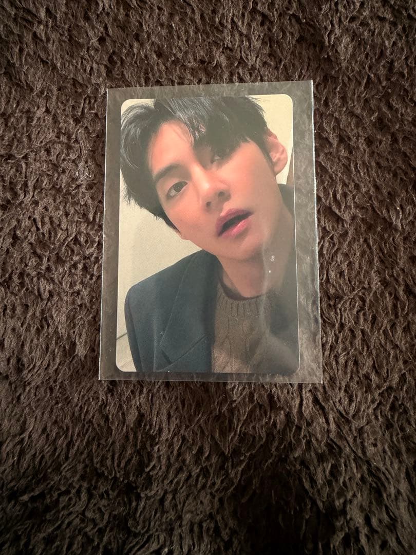 BTS Arirang Universal benefits trading card Taehyung V
