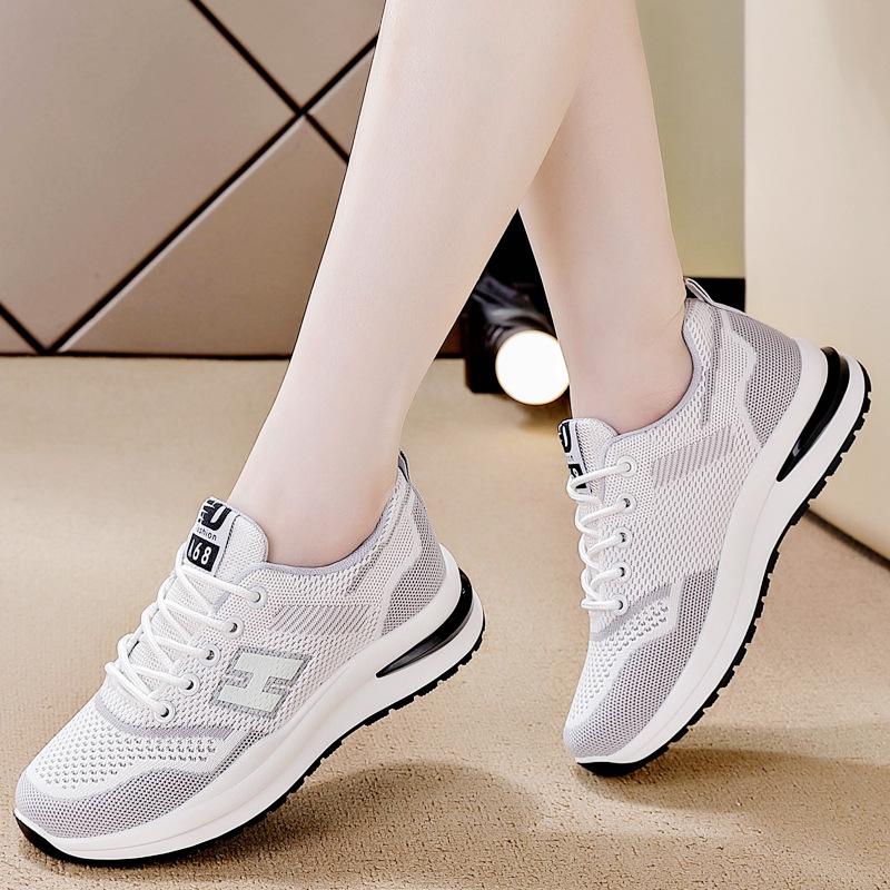 Summer new fly-woven shoes sports shoes mesh breathable student casual shoes flat running 35 белый