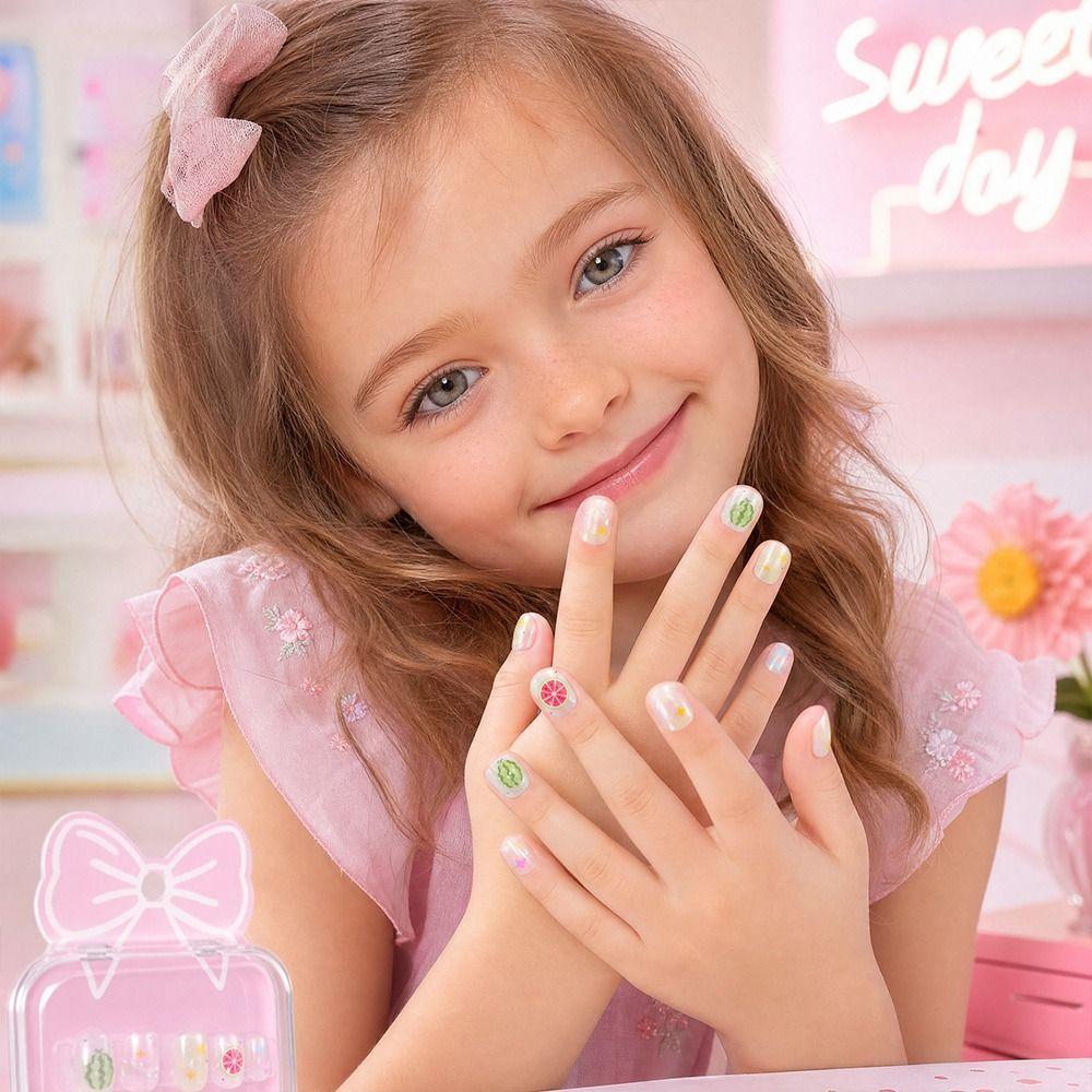 Cat's Eye Press On Nails Short Nail Tips New Nail Stickers Children Wearing