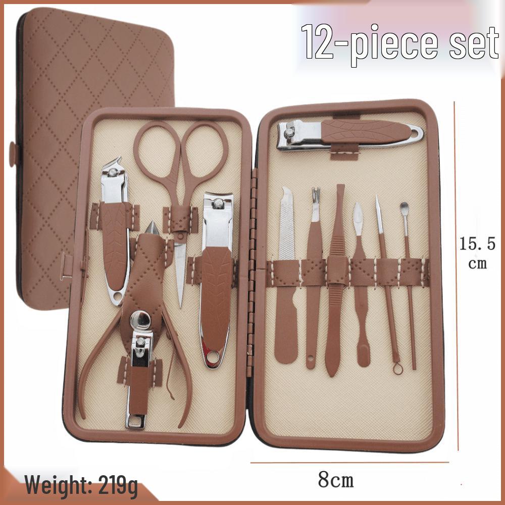 28-teiliges Edelstahl-Nagelpflege-Set: Enthält Nagelscheren, Nagelhautzangen, Pediküre-Werkzeuge, einen Augenbrauentrimmer und eine Pinzette in einem braunen Etui.
