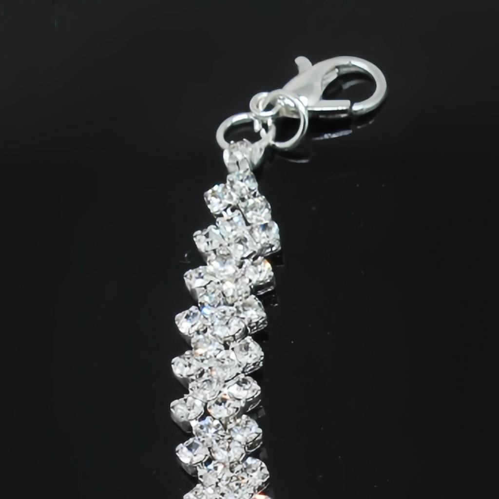 Elegant fotlänk med kors av strass och diamanter – Europeiska och amerikanska modeaccessoarer