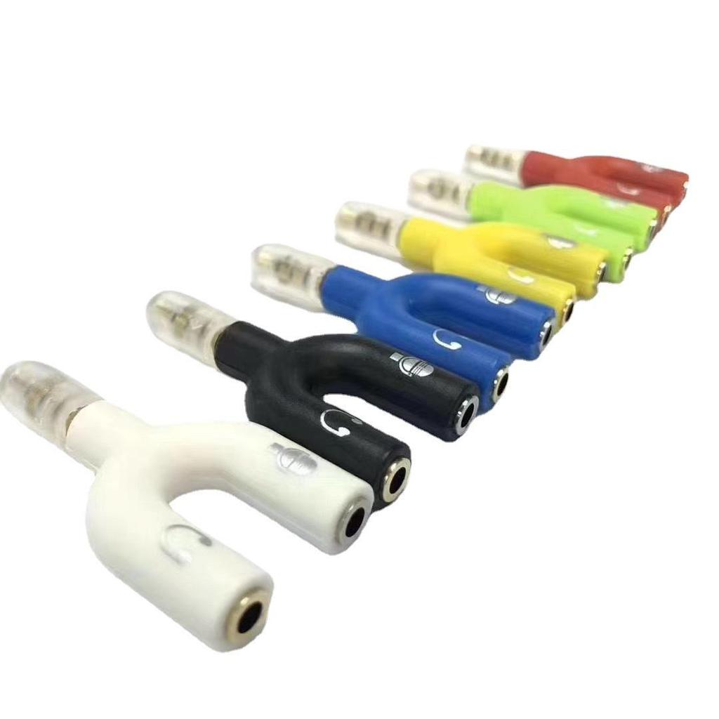 USB-C U-Shaped 3.5mm Headphone & Mic Splitter for Live Streaming