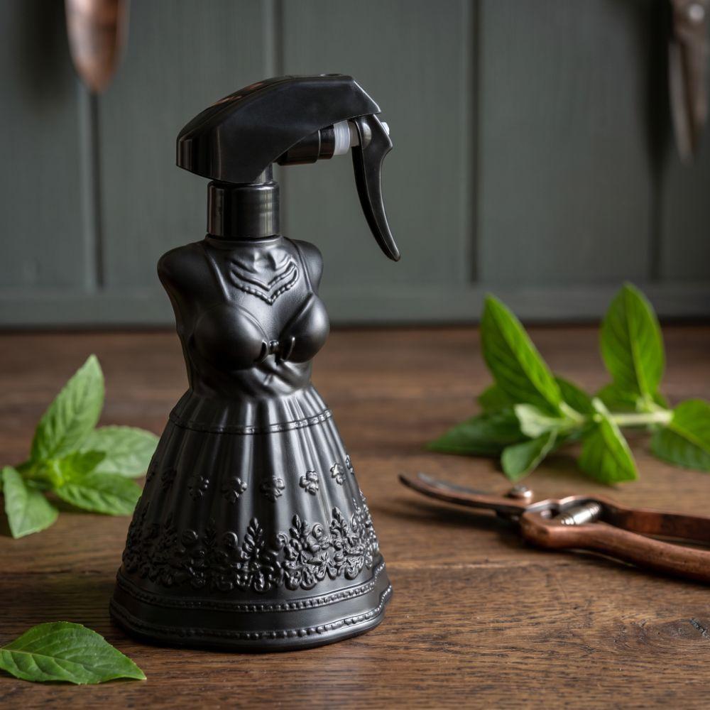 Press-Type Artistic Spray Bottle Exquisite Carved Sprinkler Kettle Succulent Watering