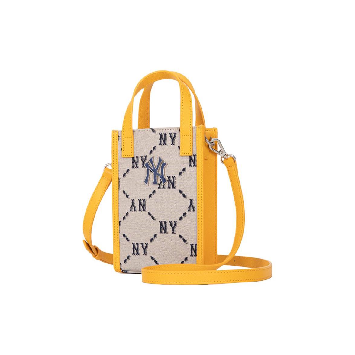 

Новая коллекция MLB Monogram Чехлы для мобильных телефонов Желтый Коричневый Разноцветный 3ACRH012N-50BGS 18.0*4.1*12.4CM