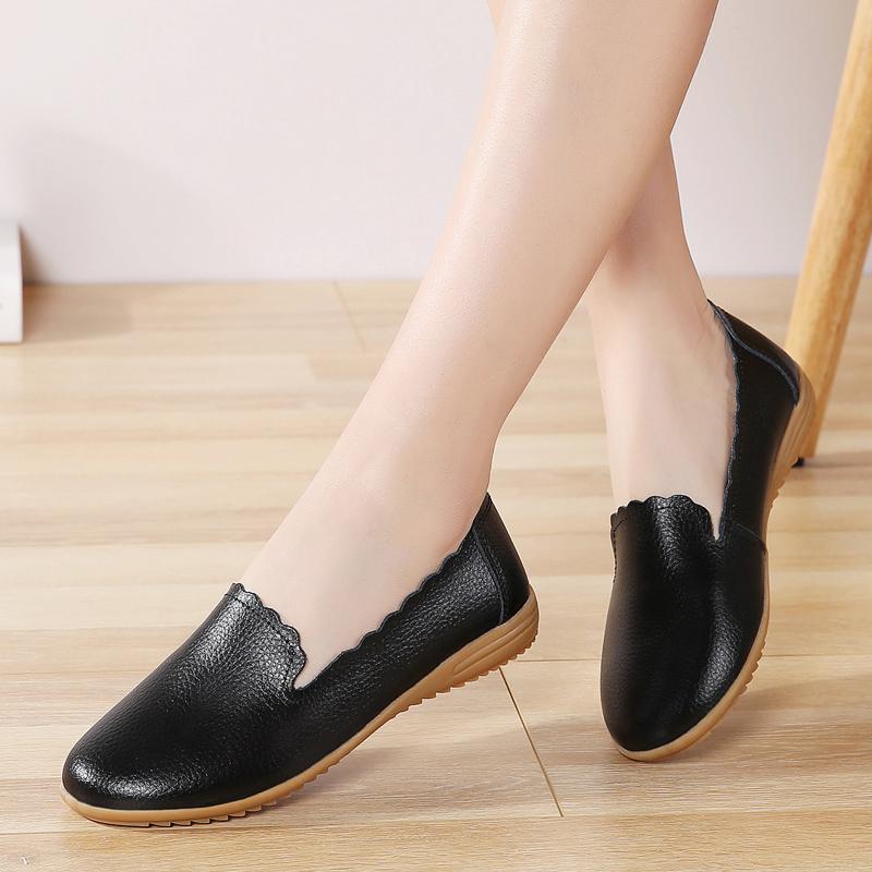 Women Slip On Moccasins Lady Simple Soft Driving Shoes Comfort Flats Nurse Loafers Minimalist Shoes for Mother