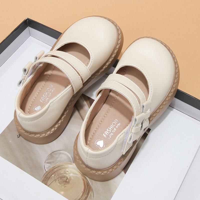 Spring and Autumn New All-match Girls Soft-soled Non-slip Performance Comfortable Leather Shoes