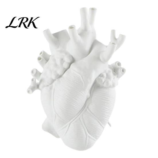 Resin Flower Vase Heart Shaped Vases, Vase, Creative Holder, Modern Art Decorative Style for Home Wedding Valentine Gift Desktop Living Room