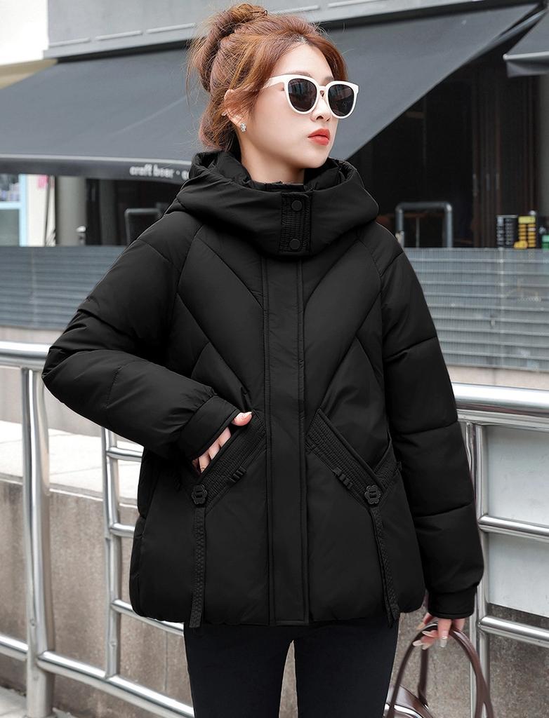 Women’s Short Hooded Windproof Thicken Warm Winter Jacket With Raglan Sleeves