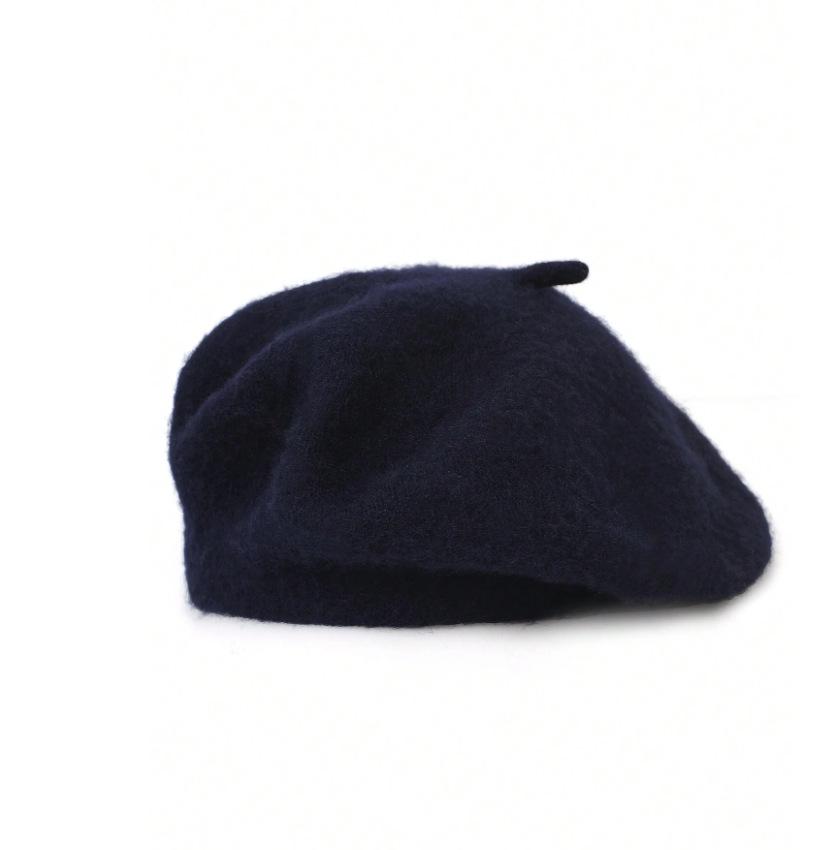 Vintage British Women's Wool Beret: Knitted Artist Hat for Autumn & Winter Warmth