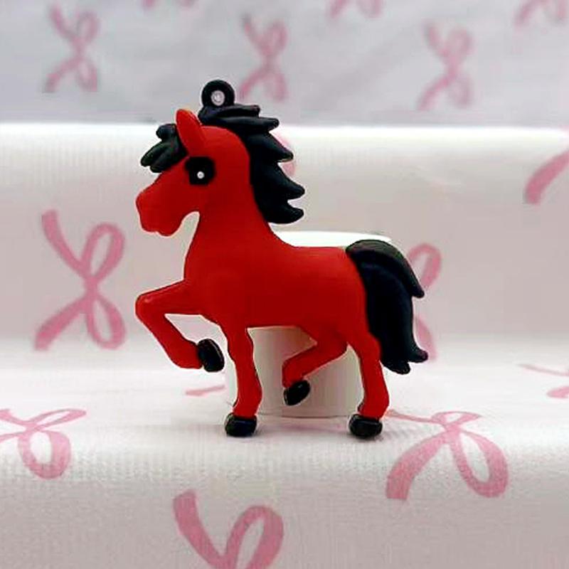 

2026 Год Лошади Брелок Шарм для сумки Новогодний подарок Зодиакальная Лошадь Кукла Украшение