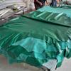 Ganzes Stück grünes Leder, in Sofasitzflächen geschnitten, Mauspadd aus echtem Leder, Lederstoff, Rindsleder erste Schicht, verdicktes Lede