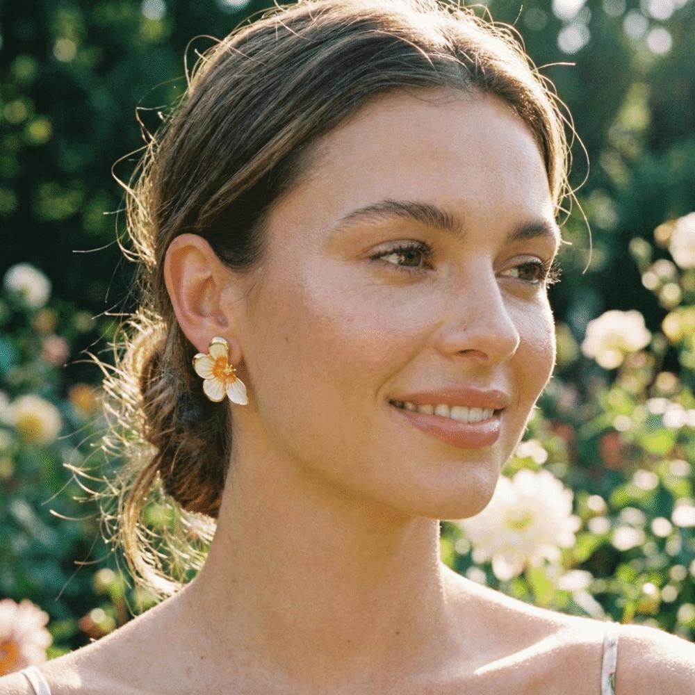 Temperament Drip Oil Flower Stud Earrings Metal Floral Earrings Gift Butterfly Earrings  Daily Wear