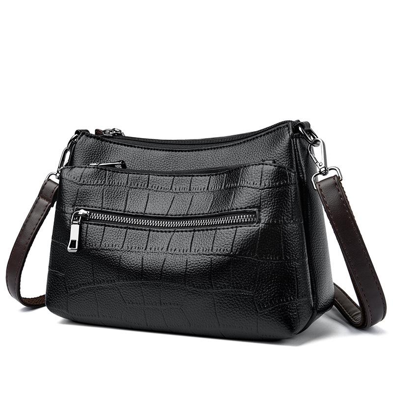 A Simple and Multi-layered Women's Bag, A Single-shoulder Crossbody Bag for Middle-aged Mothers, A Small Backpack