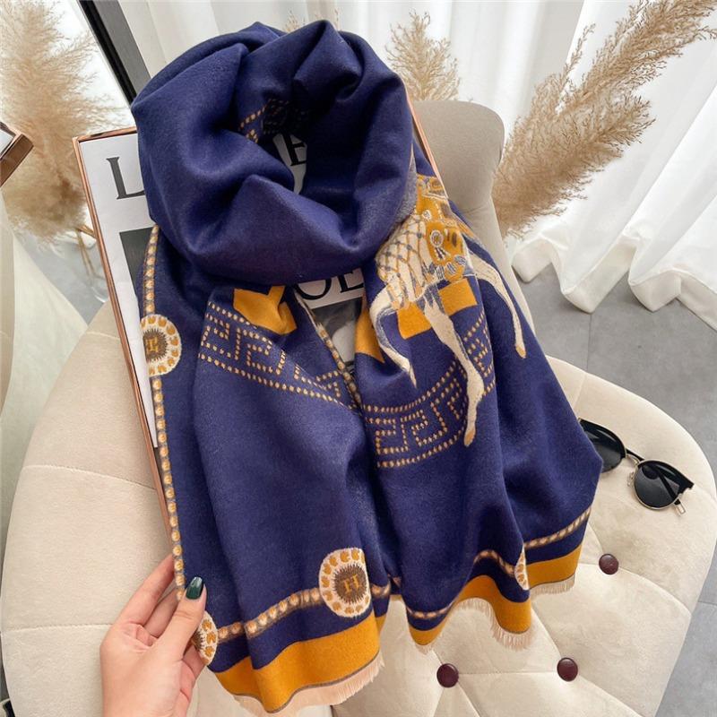 Summer air-conditioned room warm shawl Winter outside horse-drawn carriage scarf Women's thickened versatile scarf