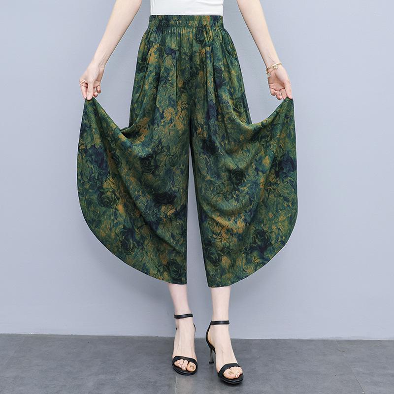 Women's Floral Cotton Silk Wide-Leg Skirt Pants - Summer Casual Elastic Waist, Plus Size, Lightweight Seven-Point Length.