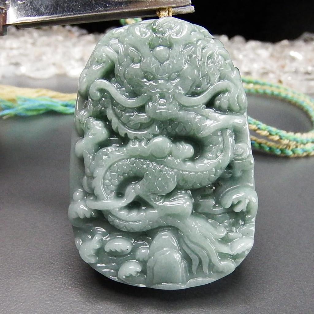 [Stone Street] Excellent color, genuine jadeite, ascending dragon carving pendant, cotton cord necklace, dragon soaring through the four seas,