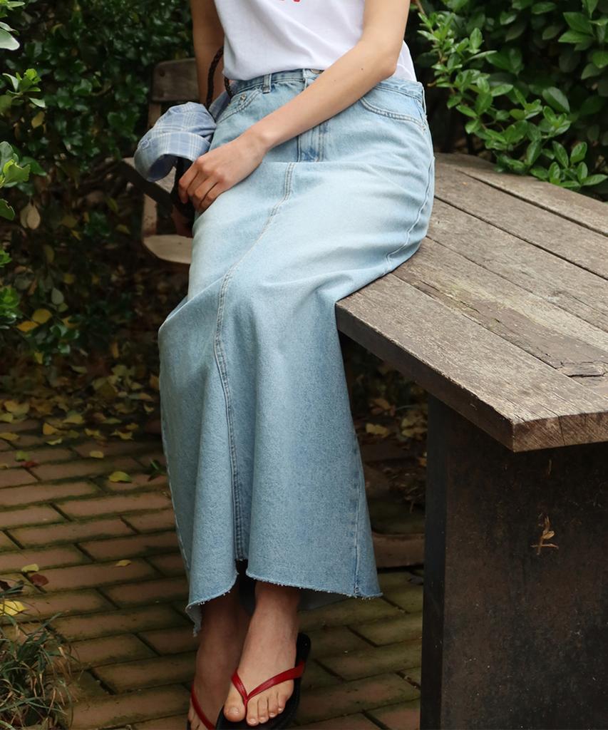 Kwinseulaebis Long Slit Denim Skirt_White_4Colors