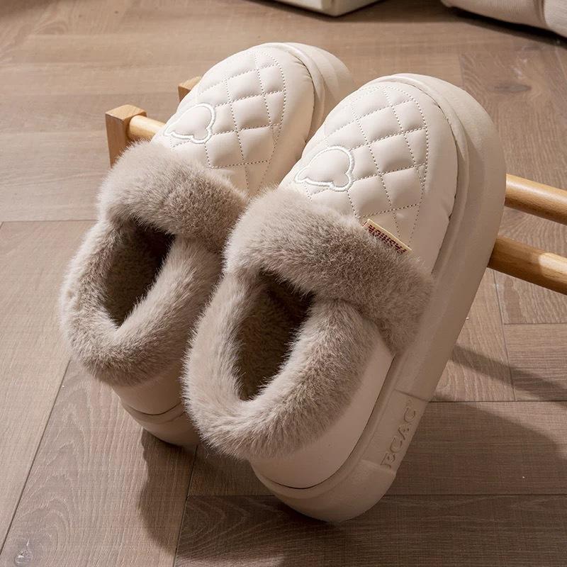 Fashion Crestar Winter Fuzzy Women Slippers Fashion Antiskid Waterproof Fluffy Platform Slippers Indoor Warm Plush House Cotton Slides
