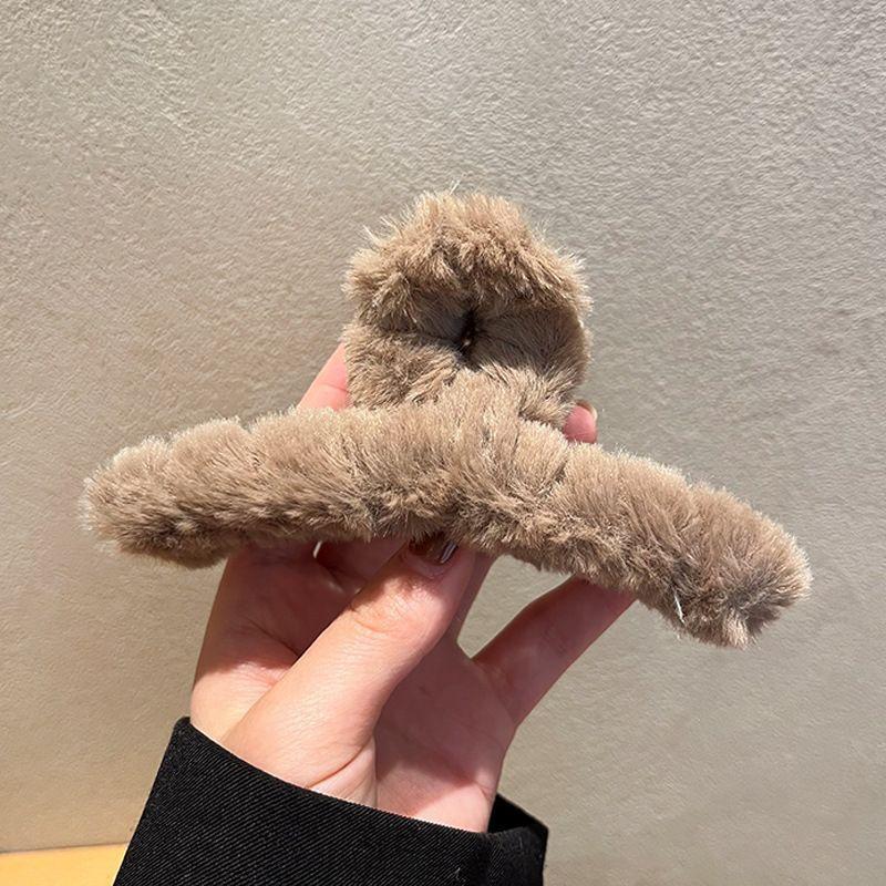Soft Milk Coffee Color Series Imitation Fur Rabbit Fur Back Head Updo Hair Claw Warm Large Plush Shark Clip Barrettes Hair Claws