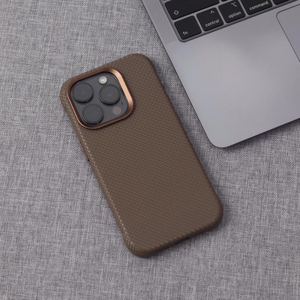 Silicone PU Leather Phone Case for Apple iPhone 16 ProMax- MagSafe Drop-Resistant Business Style Phone Cover for iPhone16/15/14/13/ProMax/Plus/Pro