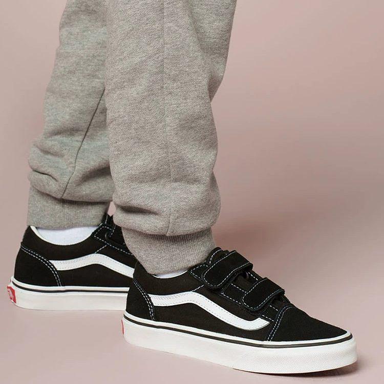Vans Ward Low top Kids' Skateboarding Shoes Black White Children Aged 3 7 Years Old VN000VHE6BT
