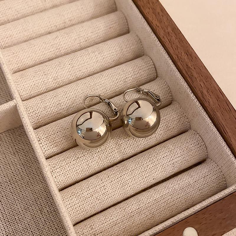Simple Metal Round Beads, Ear Hook Earrings, Dongdaemun Fashion Design, Ear Buckle Earrings, Cold Wind Earrings, Women