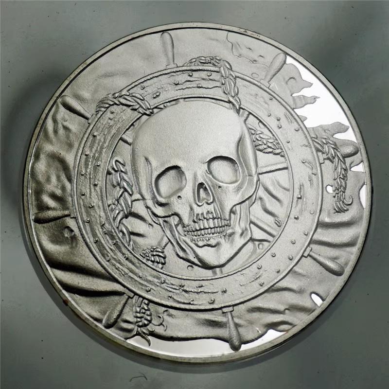 Skull Pirate Challenge Coin Golden Silver Treasure Game Prop Art Commemorative Coin Collection Gifts Adults Antique Imitation