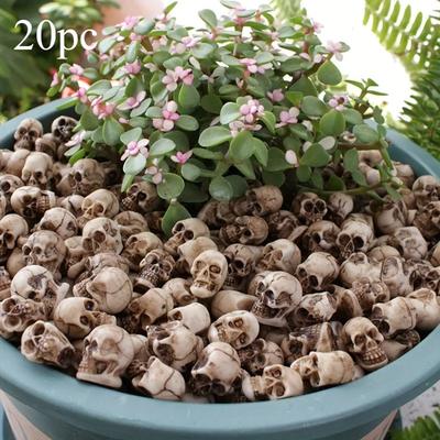 20pcs Mini Realistic Skull Crafts Halloween Garden Decoration Bonsai Courtyard Ornaments Small Skeleton Heads for Flowerpots
