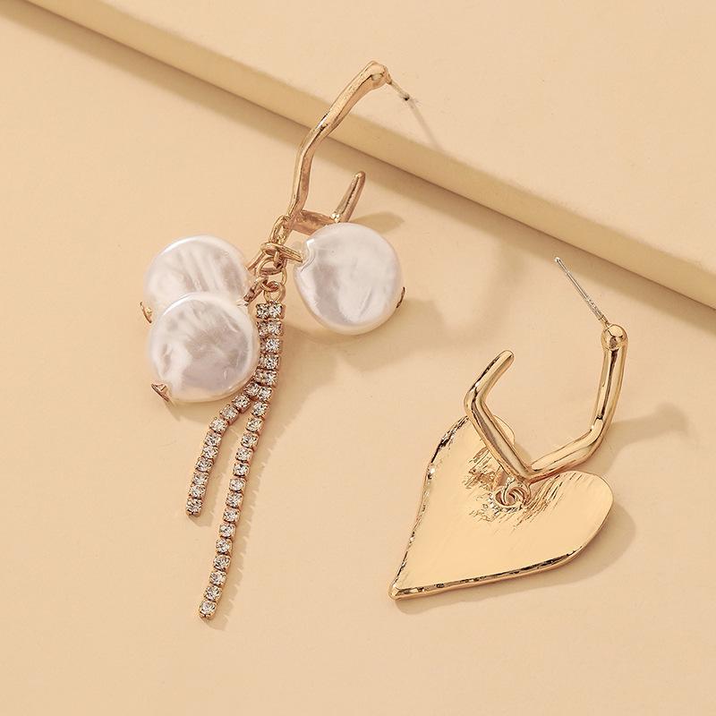 Retro Asymmetrical Heart Earrings with Faux Pearls and Rhinestones