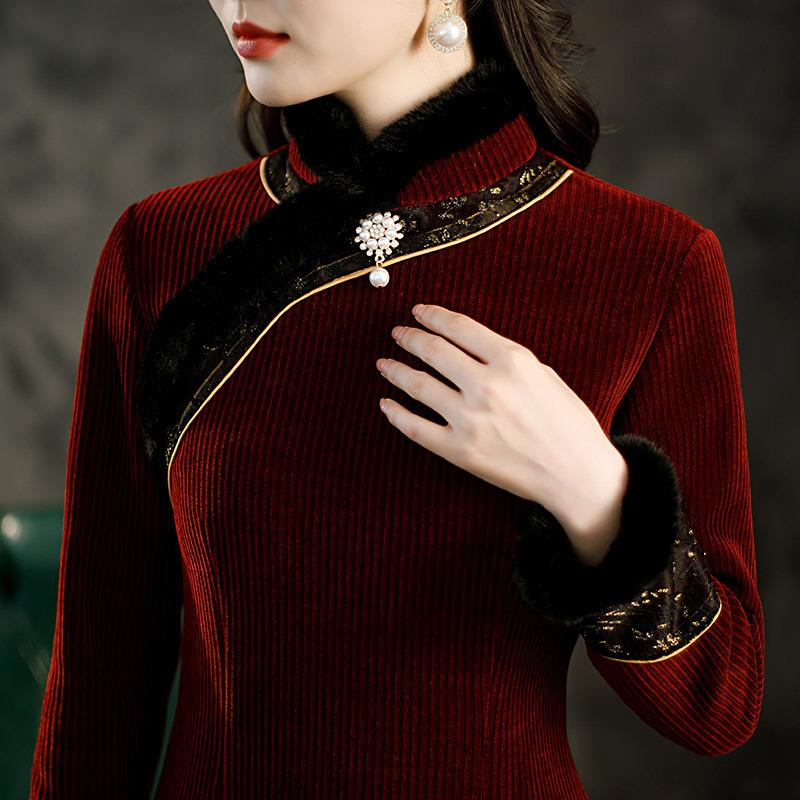Burgundy mother velvet national style new Chinese long-sleeved improved cheongsam winter thickened women's high-end sense retro autumn and winter