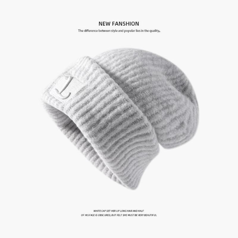 Autumn and winter new plush warm wool hat, ear protectors, stacking hat, small face, knitted cold hat, women's big head circumference hat