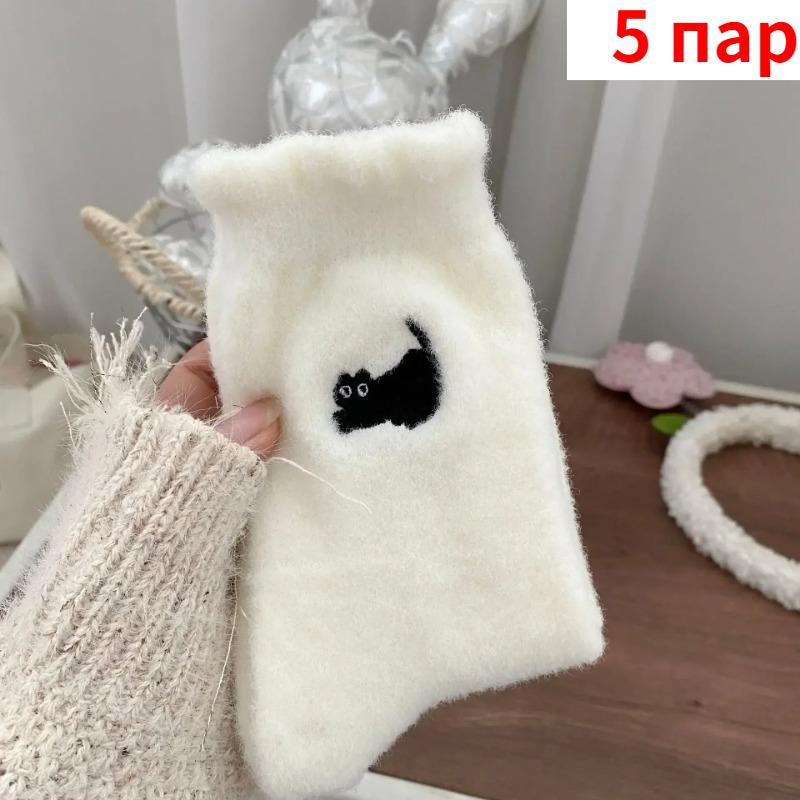 Verdickte und Samtige Herbst- und Winterwarme Cartoon-Bestickte Kniestrümpfe