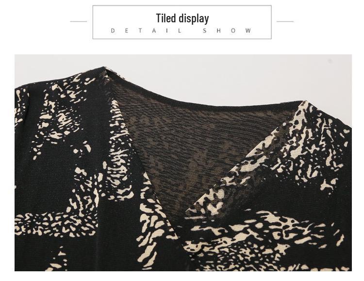 2023 Women's European Slim-Fit V-Neck Mesh Print Mid-Sleeve Pleated T-Shirt