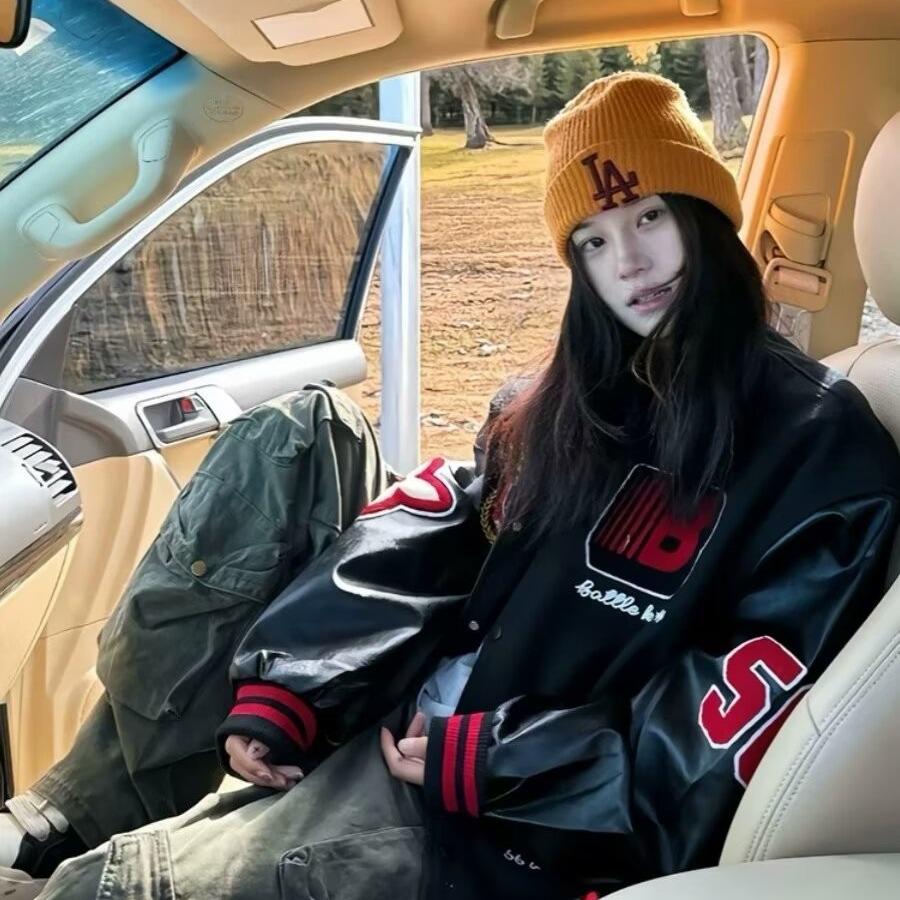 Men's and Women's Trendy American Letter Baseball Jacket, Embroidery Color Block Patchwork, Loose Fit for Autumn and Winter.