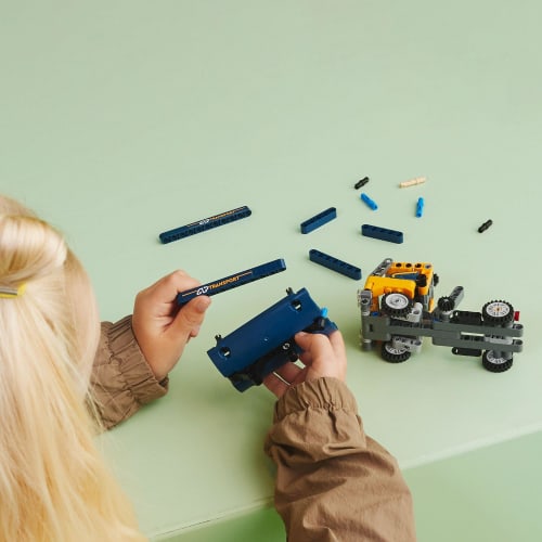 LEGO Technic Dump Truck Toy Present Birthday Block Christmas Boys Girls Children 7 Years Old 8 Years Old 9 Years Old Elementary School Student Vehicle