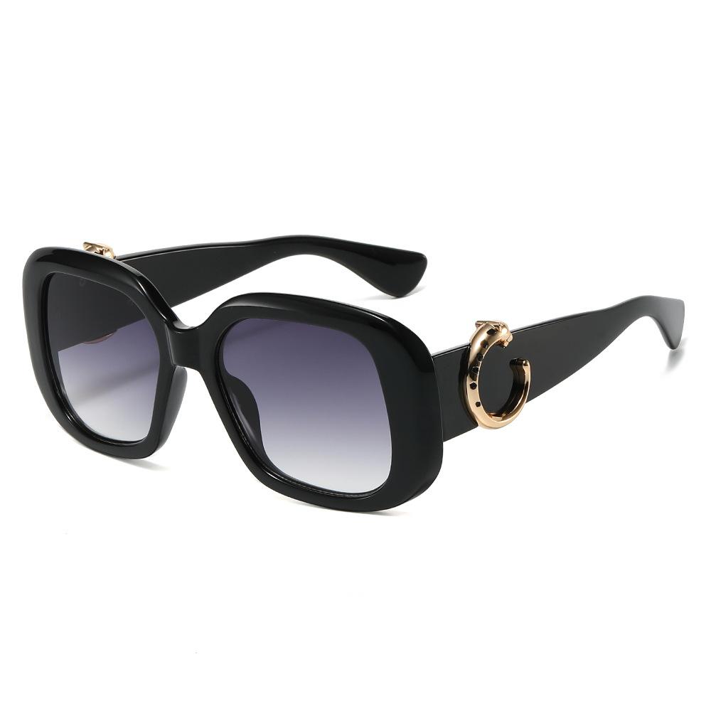 New square sunglasses, European and American fashion card home retro big frame leopard design personalized sunglasses