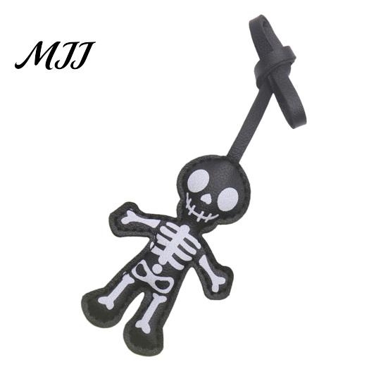 Faux Leather Skeleton Decoration Halloween Decoration, Black White Versatile Hanging Pendant Ornament, Double-sided Gothic Decor