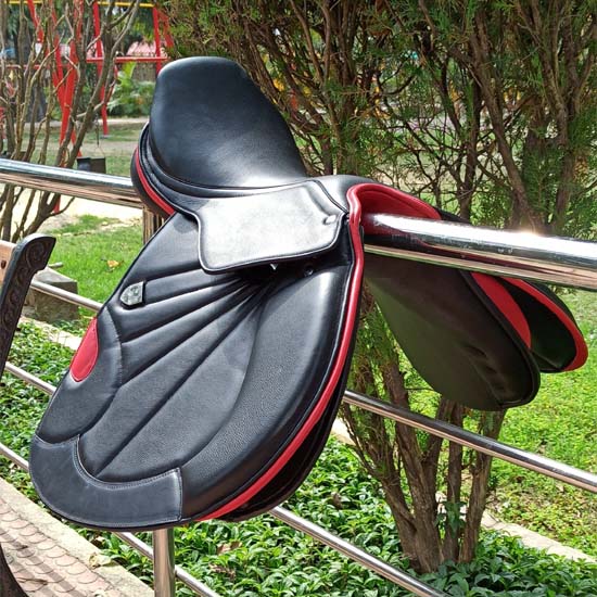 Leather Jumping/Close Contact, Double Flap Changeable Gullets Saddle, Size 17", 17.5",18"