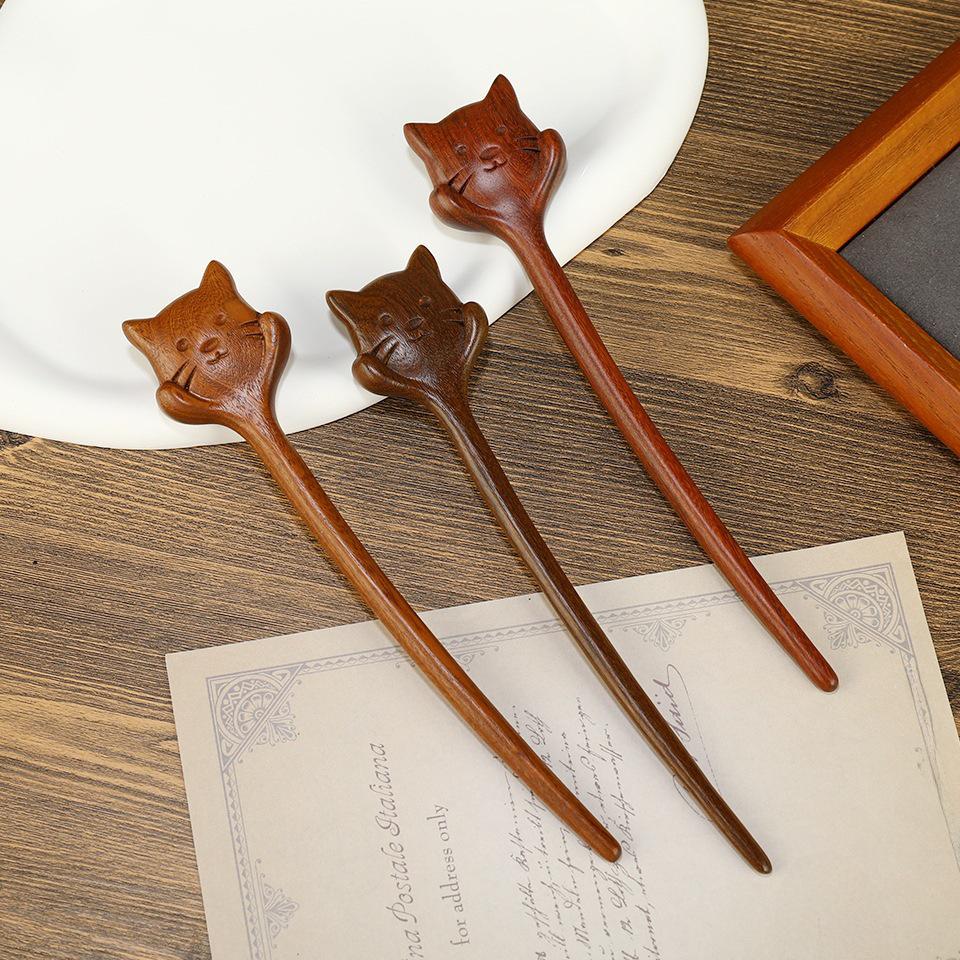 Vintage Gold Seide Sandelholz Haarnadel mit Glockenanhänger - Klassischer chinesischer Stil