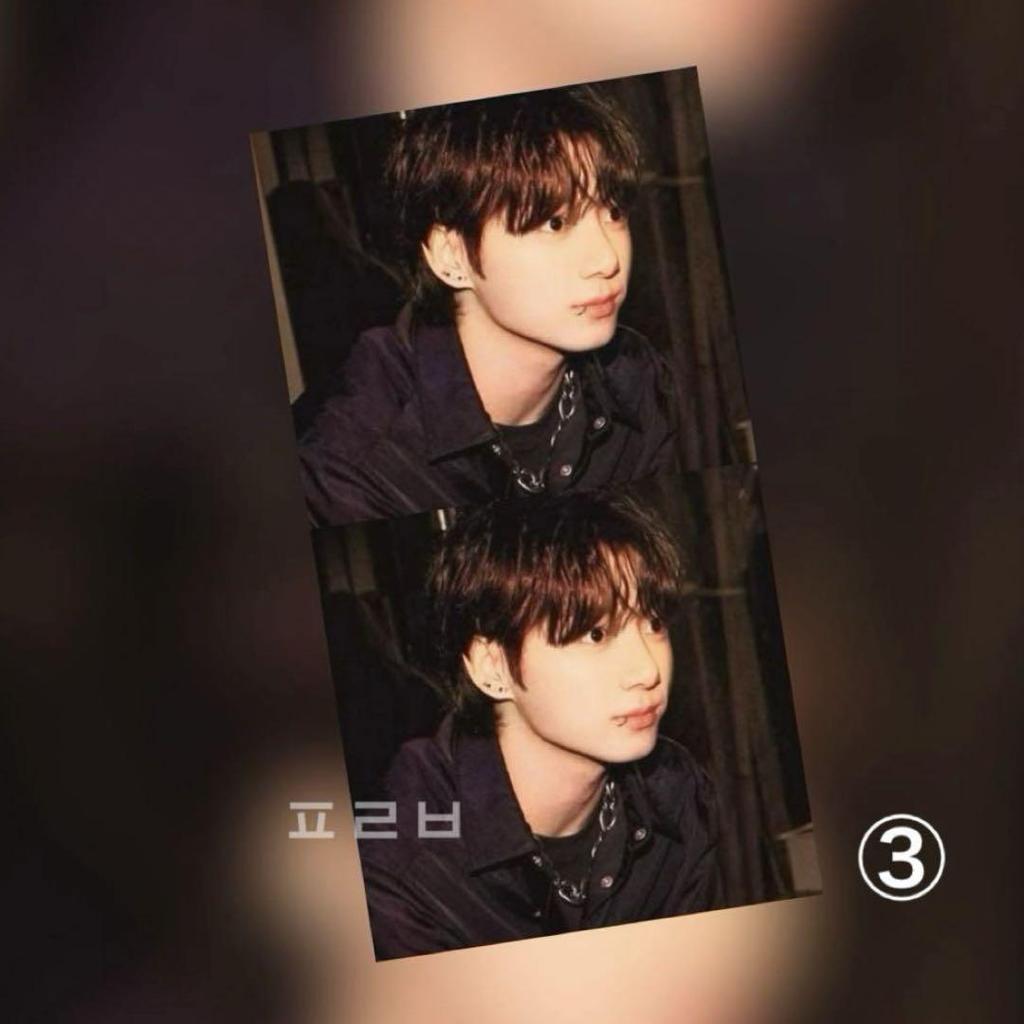 [USED] Exclusive BTS Jungkook Microphone Leather Key Ring (Korean Maker) Photo Ticket