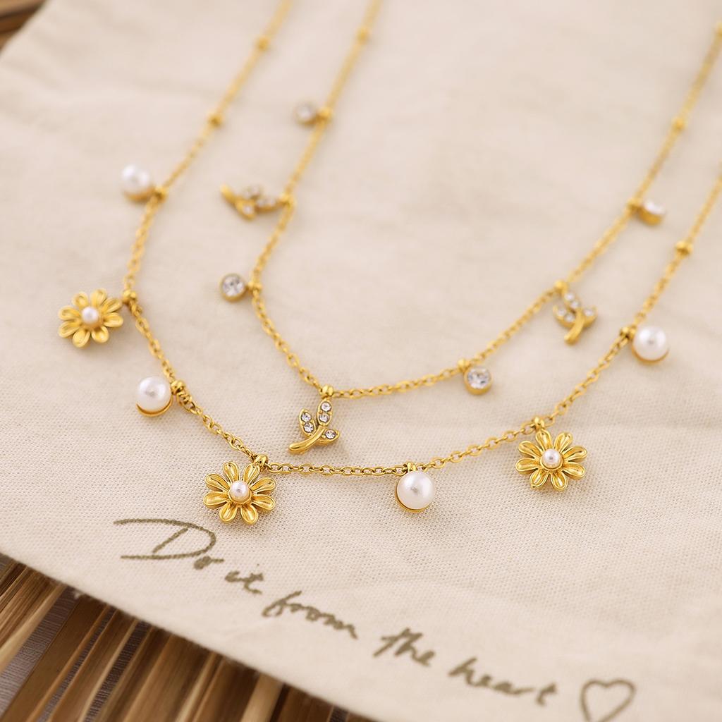 Simple And Elegant Flower Pearl Necklace With Gold Leaf Zircon Pendant For Women Fashion Jewelry
