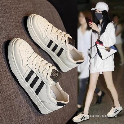 Leder kleine weiße Schuhe Damen neue Herbst-Board-Schuhe Mesh Sportlich lässig vielseitige Damenschuhe Board-Schuhe Lederschuhe