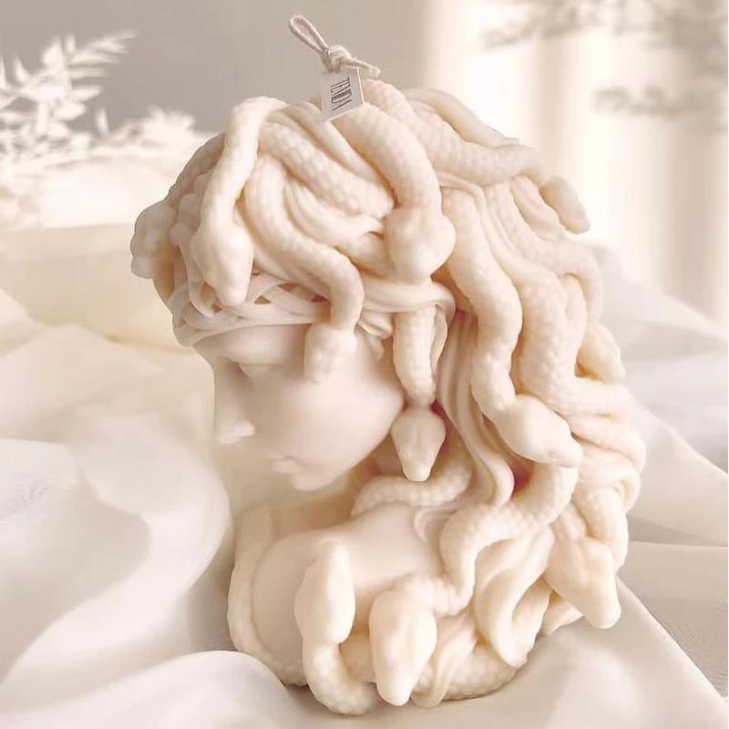 DIY Half Body Skull Head Queen Candle Silicone Mold Curly Hair Goddess Woman Resin Silicone Mold European Goddess Gypsum Mold