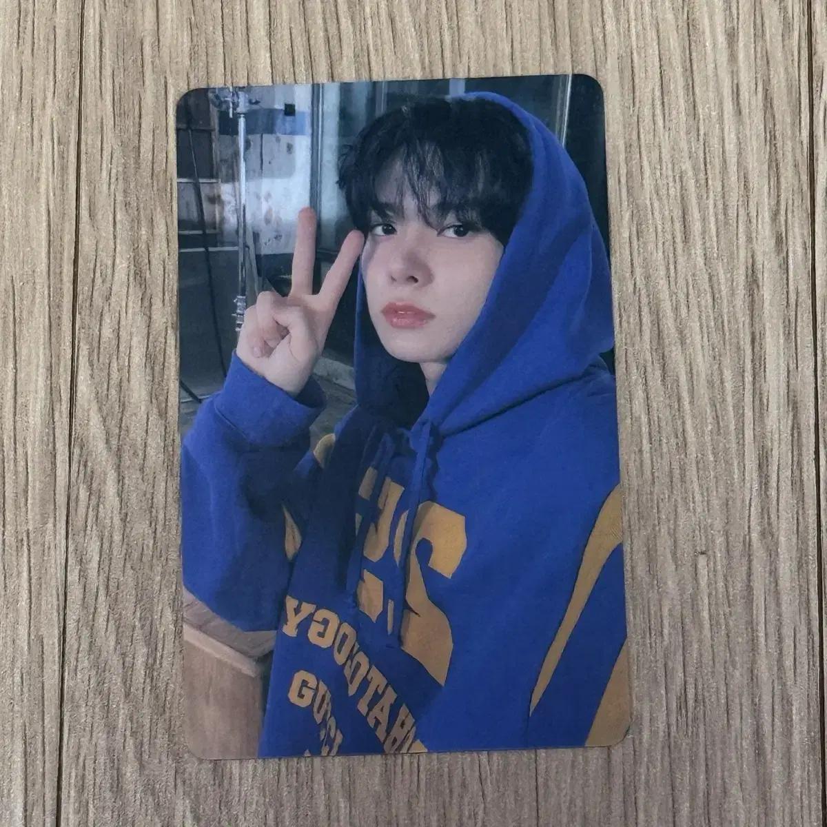 

Enhypen Heeseung Powerstation Lucky Draw Photocard