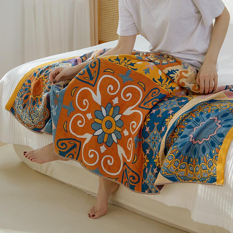 New gauze bath towel household cotton absorbent quick-drying is not easy to shed cotton towel in spring and summer.