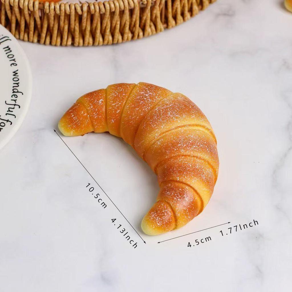 1PCS New Simulation Toast Slow Rebound Decompression Pinch Simulation Bread Holiday Gift Creative Gifts